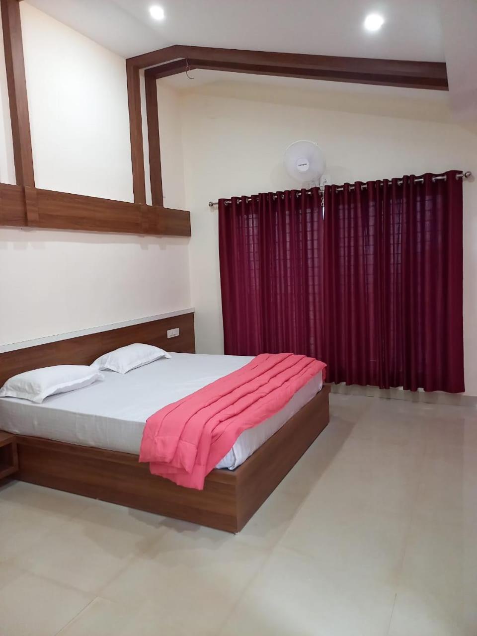 Whiteflower Mountain Resort Perintalmanna Екстериор снимка